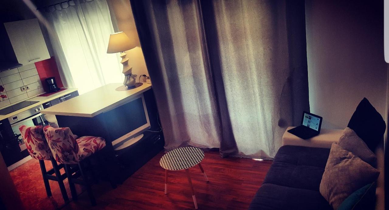 Palma Guesthouse Palit ภายนอก รูปภาพ